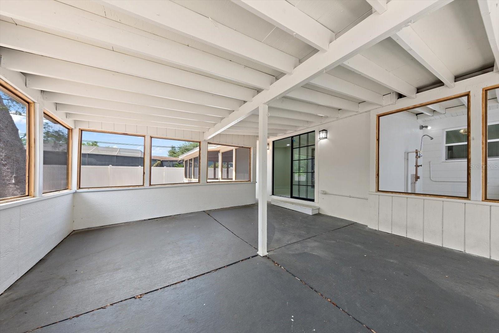 11012 52ND AVE N, ST PETERSBURG, FL, 33708