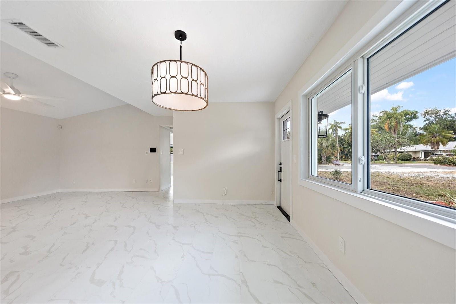 11012 52ND AVE N, ST PETERSBURG, FL, 33708