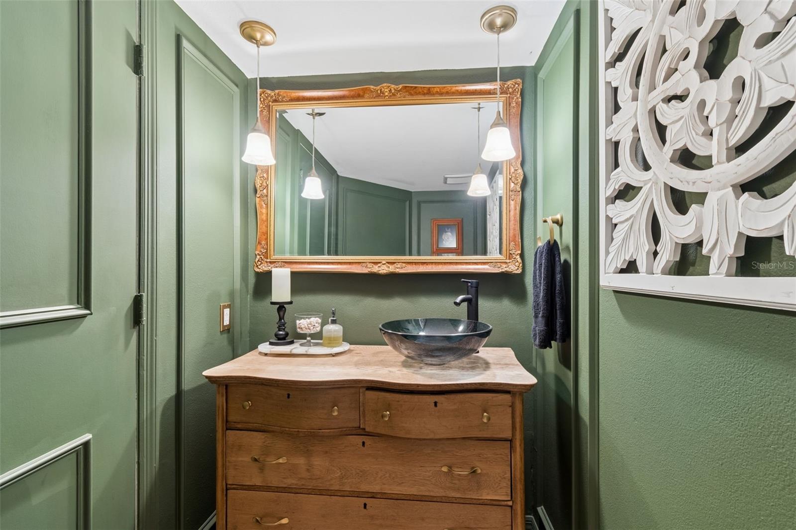 2599 DOLLY BAY DR #302, PALM HARBOR, FL, 34684