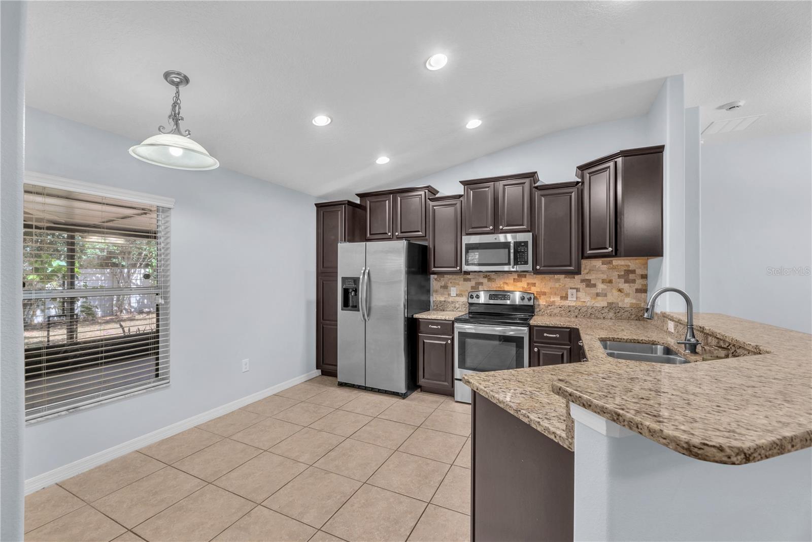 10510 SUMMER AZURE DR, RIVERVIEW, FL, 33578