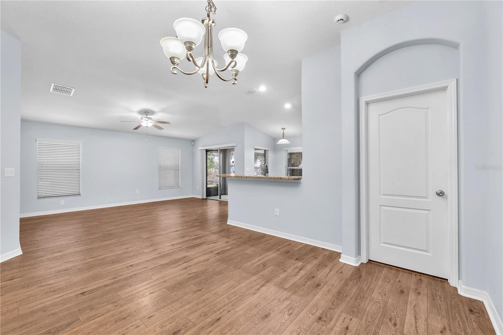 10510 SUMMER AZURE DR, RIVERVIEW, FL, 33578