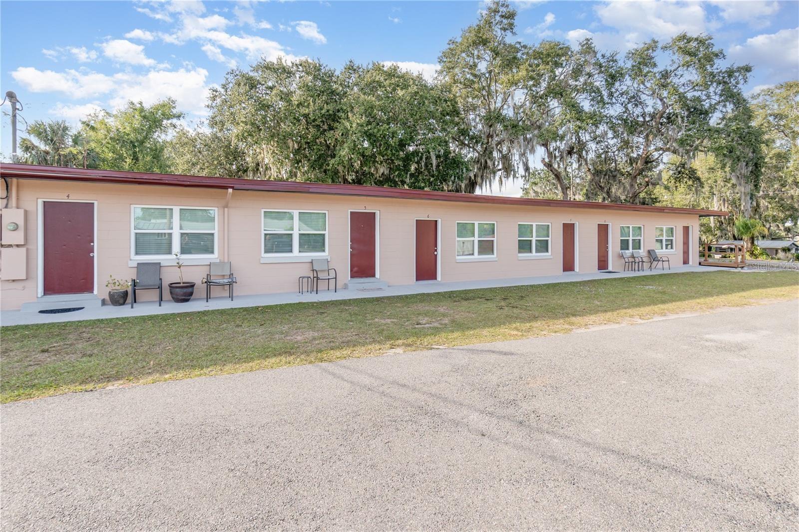 1401 E ALFRED ST #11, TAVARES, FL, 32778