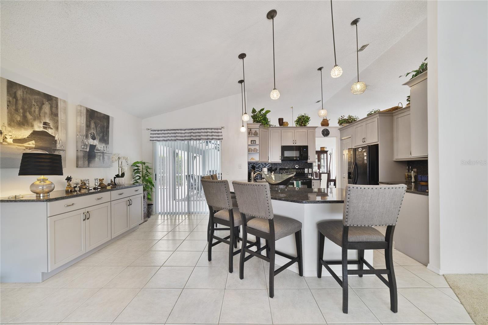 2382 QUEENSWOOD CIR, KISSIMMEE, FL, 34743