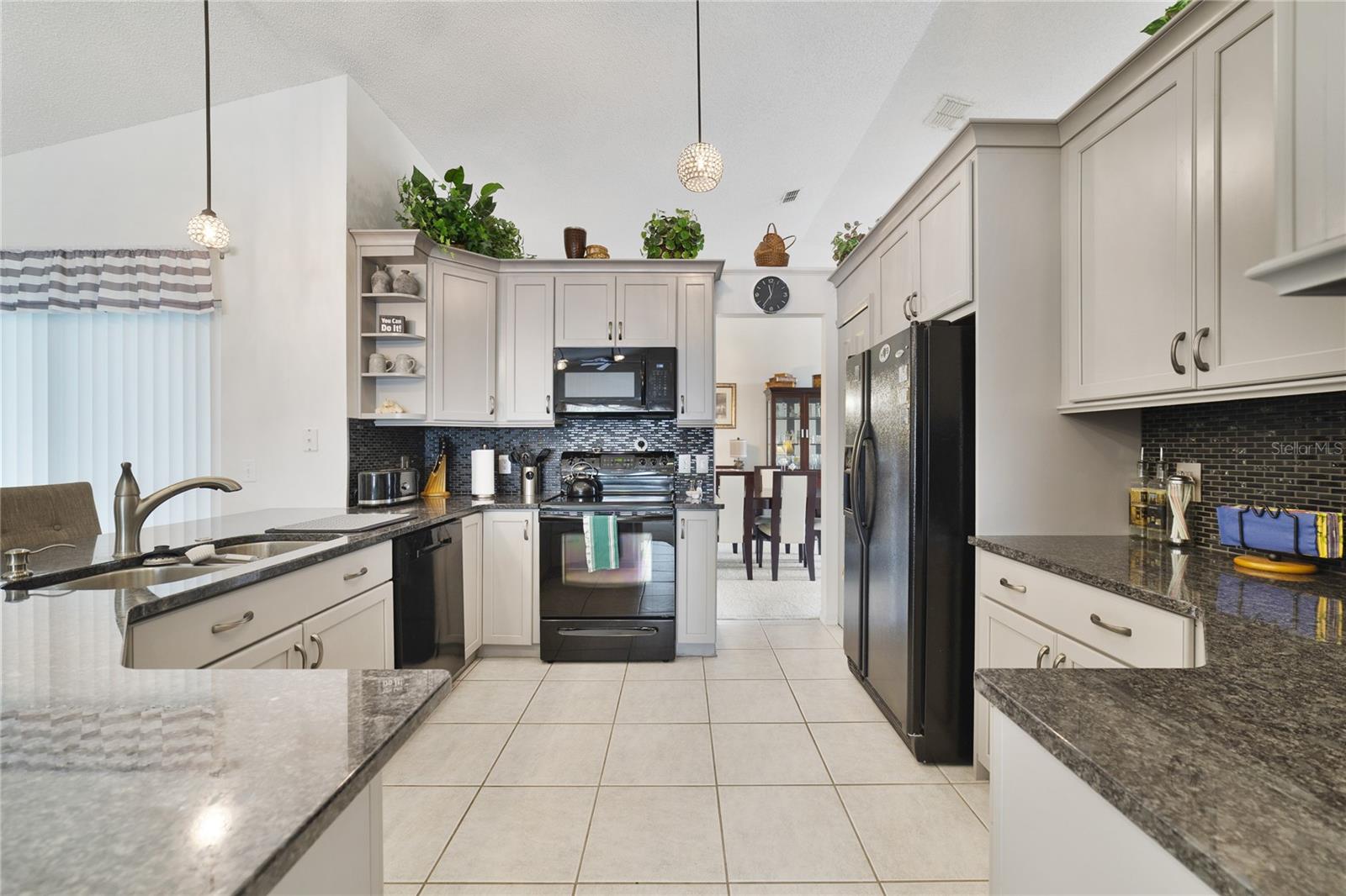 2382 QUEENSWOOD CIR, KISSIMMEE, FL, 34743
