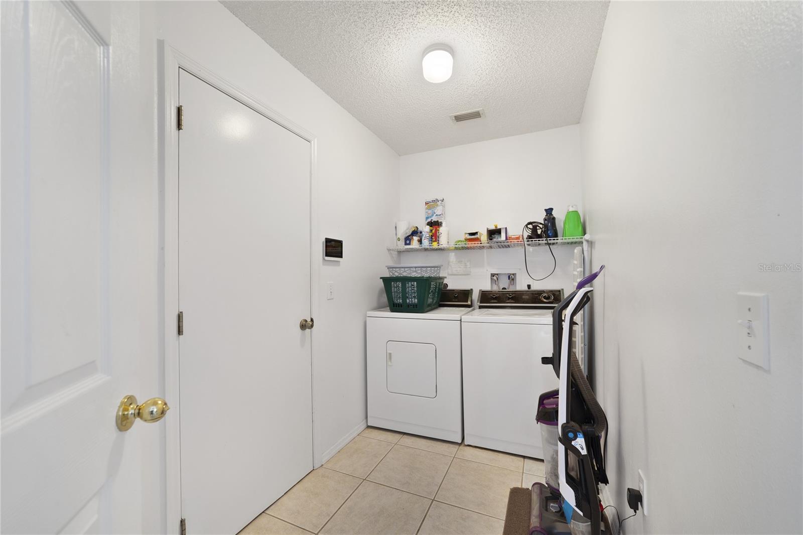 2382 QUEENSWOOD CIR, KISSIMMEE, FL, 34743