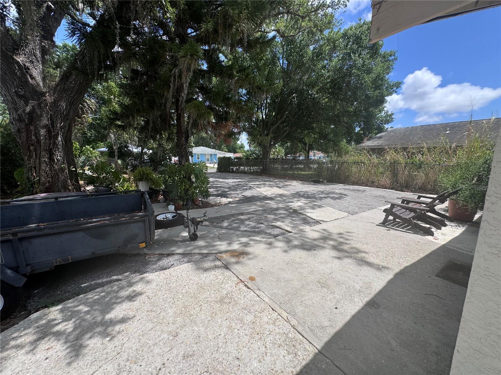 PINECREST, BRADENTON, FL, 34208