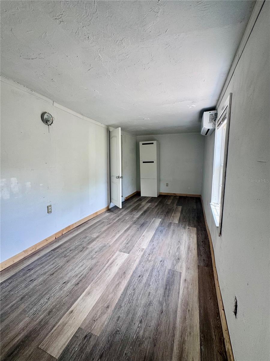 PINECREST, BRADENTON, FL, 34208