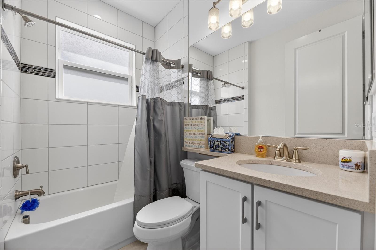 4915 SIENNA ISLES AVE, WIMAUMA, FL, 33598