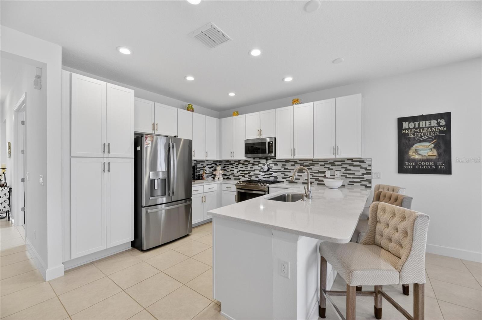 4915 SIENNA ISLES AVE, WIMAUMA, FL, 33598
