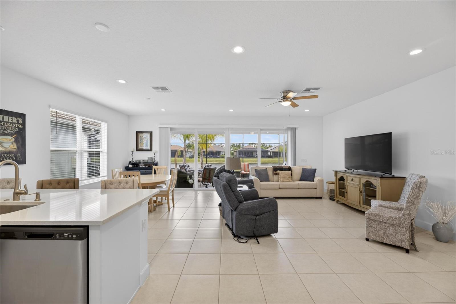 4915 SIENNA ISLES AVE, WIMAUMA, FL, 33598