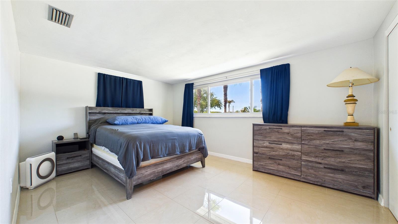 5325 DEVRIES DR, NEW PORT RICHEY, FL, 34652