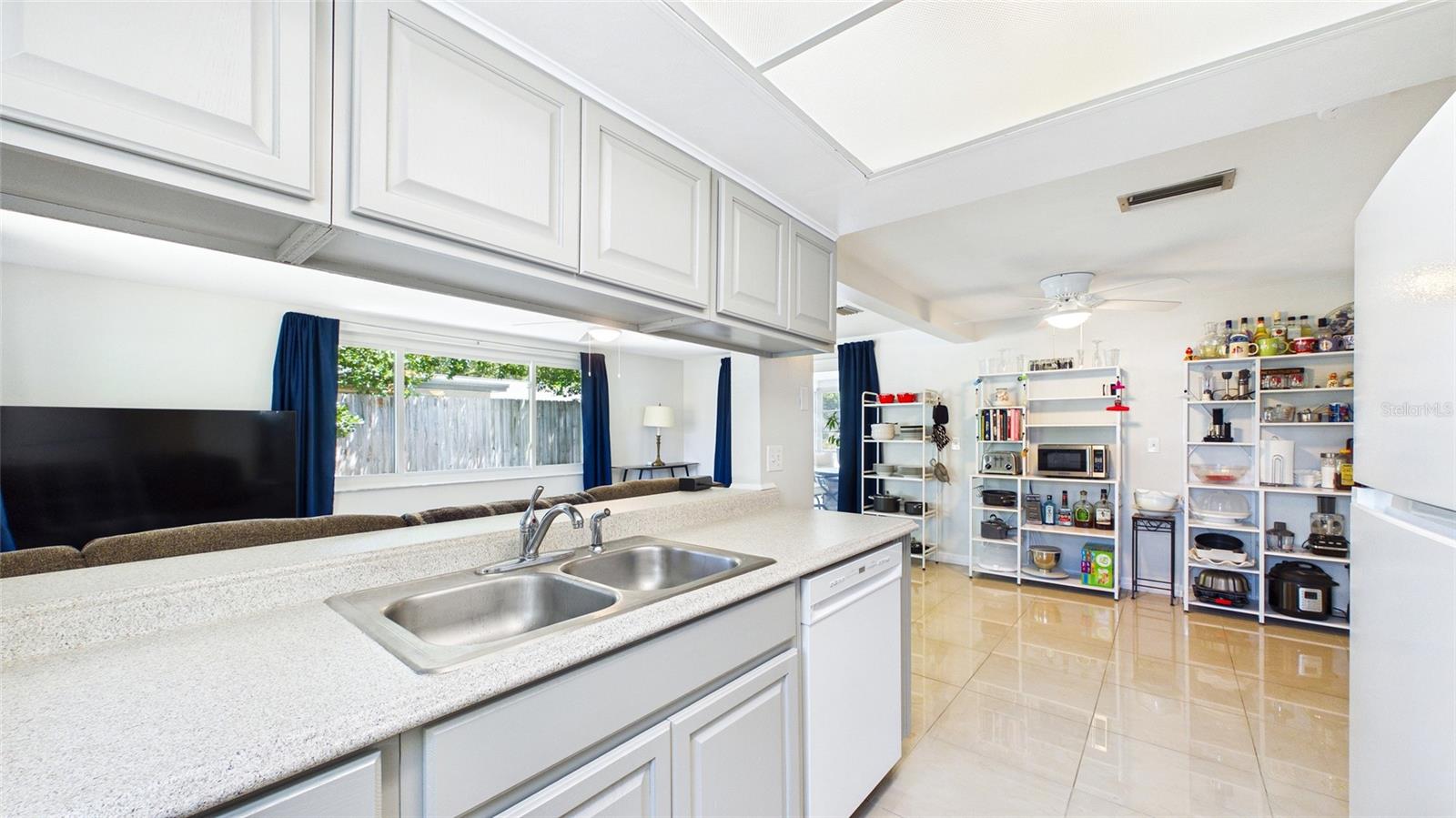 5325 DEVRIES DR, NEW PORT RICHEY, FL, 34652