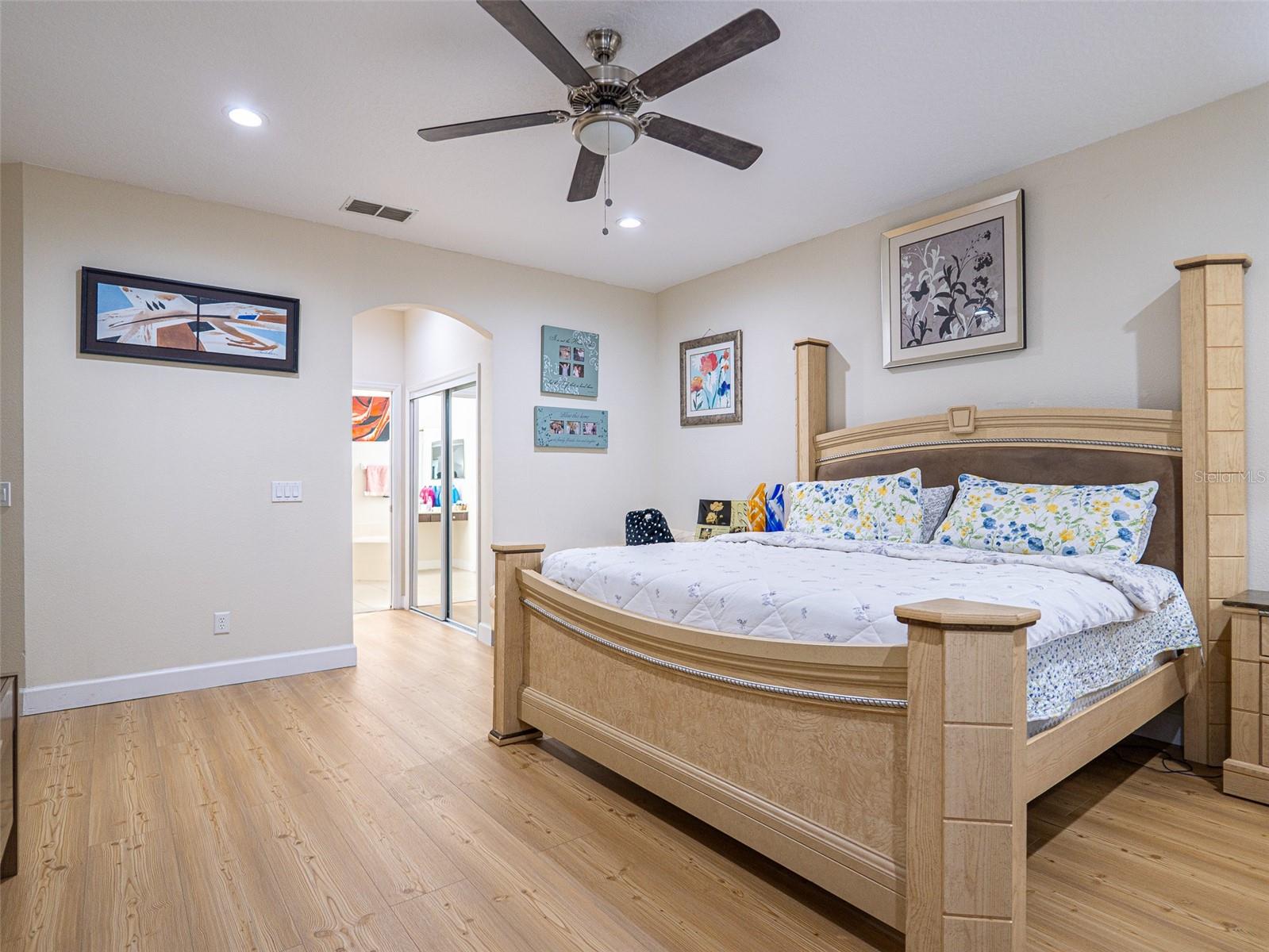 34142 MADIERA LN, SORRENTO, FL, 32776