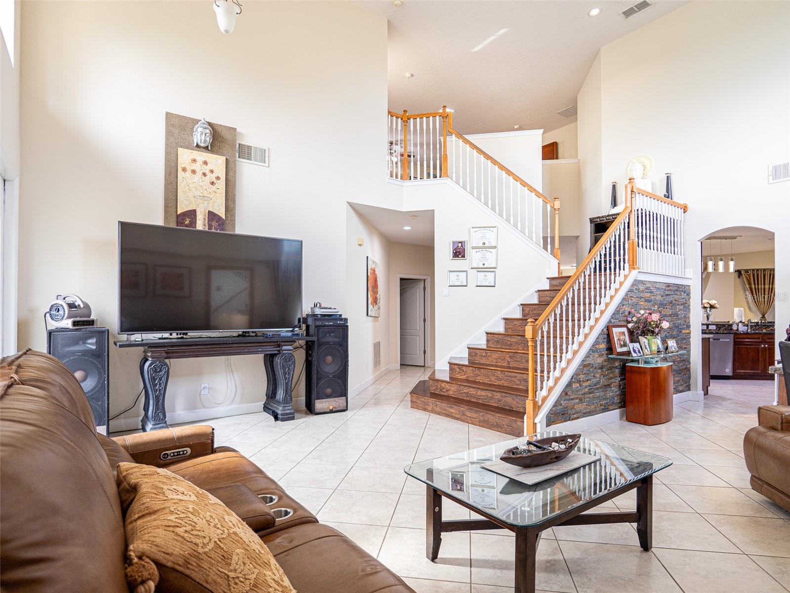 34142 MADIERA LN, SORRENTO, FL, 32776