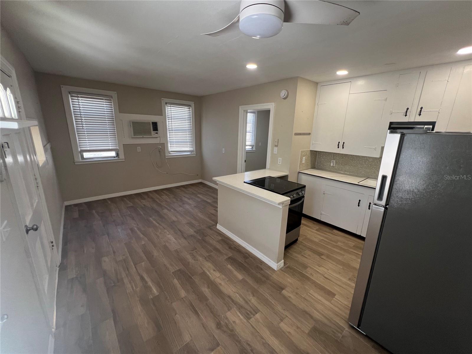 116 145TH AVE E, MADEIRA BEACH, FL, 33708