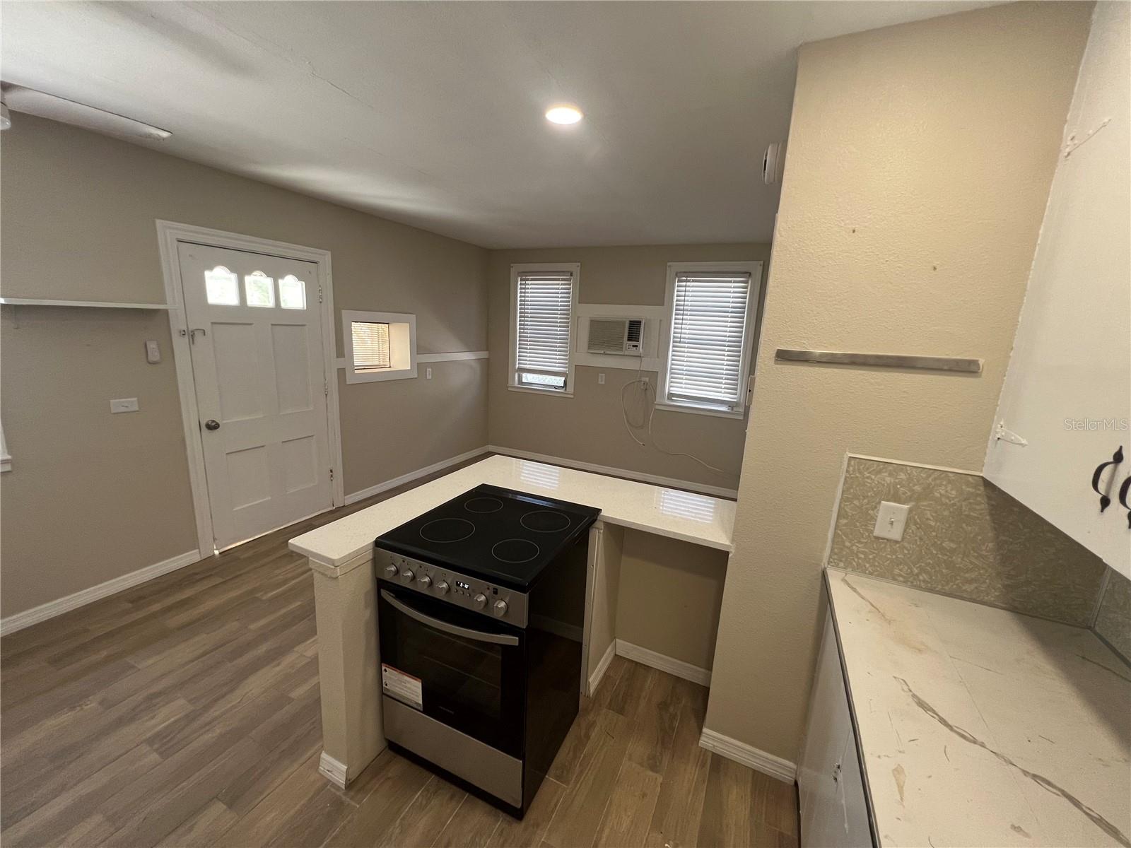 116 145TH AVE E, MADEIRA BEACH, FL, 33708