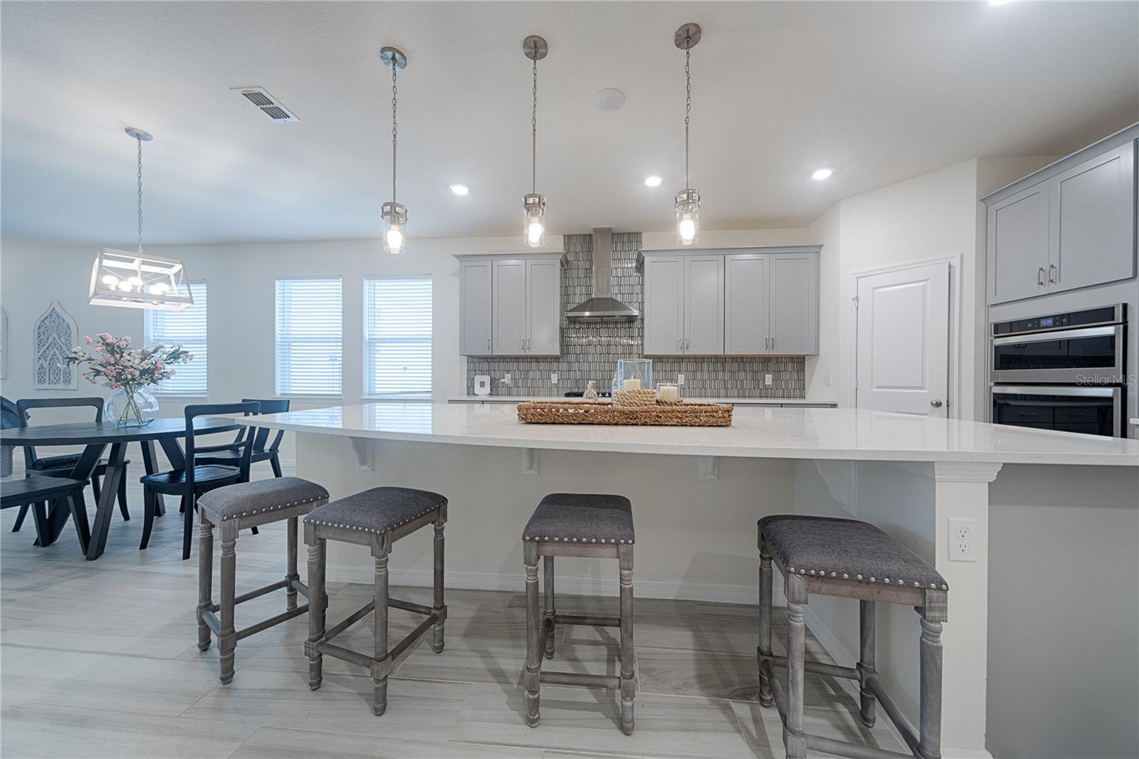 605 BIG PINE AVE, MINNEOLA, FL, 34715