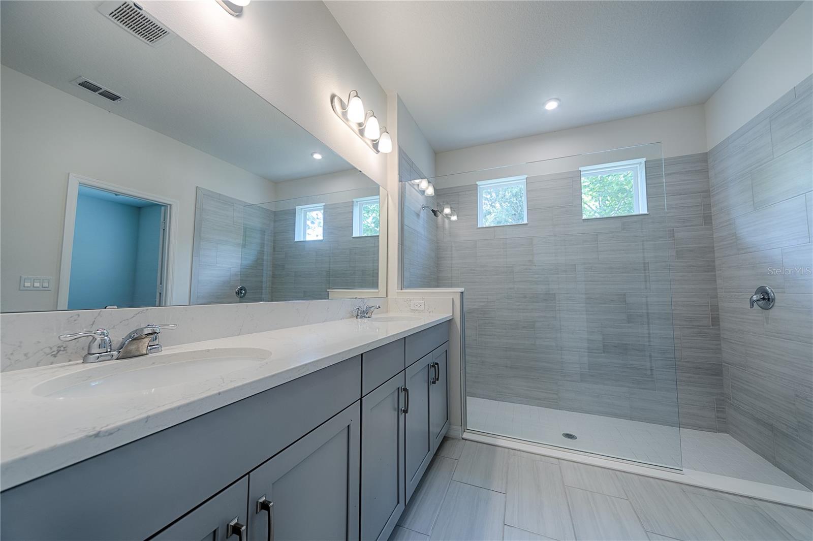 605 BIG PINE AVE, MINNEOLA, FL, 34715