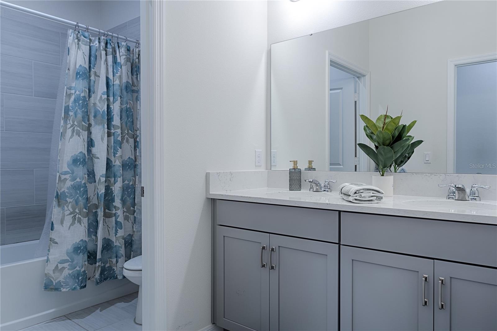 605 BIG PINE AVE, MINNEOLA, FL, 34715