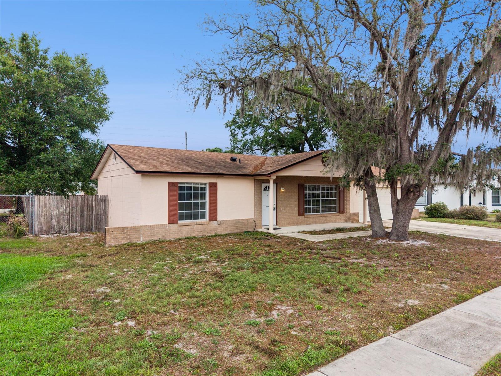 8723 HILL PINE RD, ORLANDO, FL, 32825