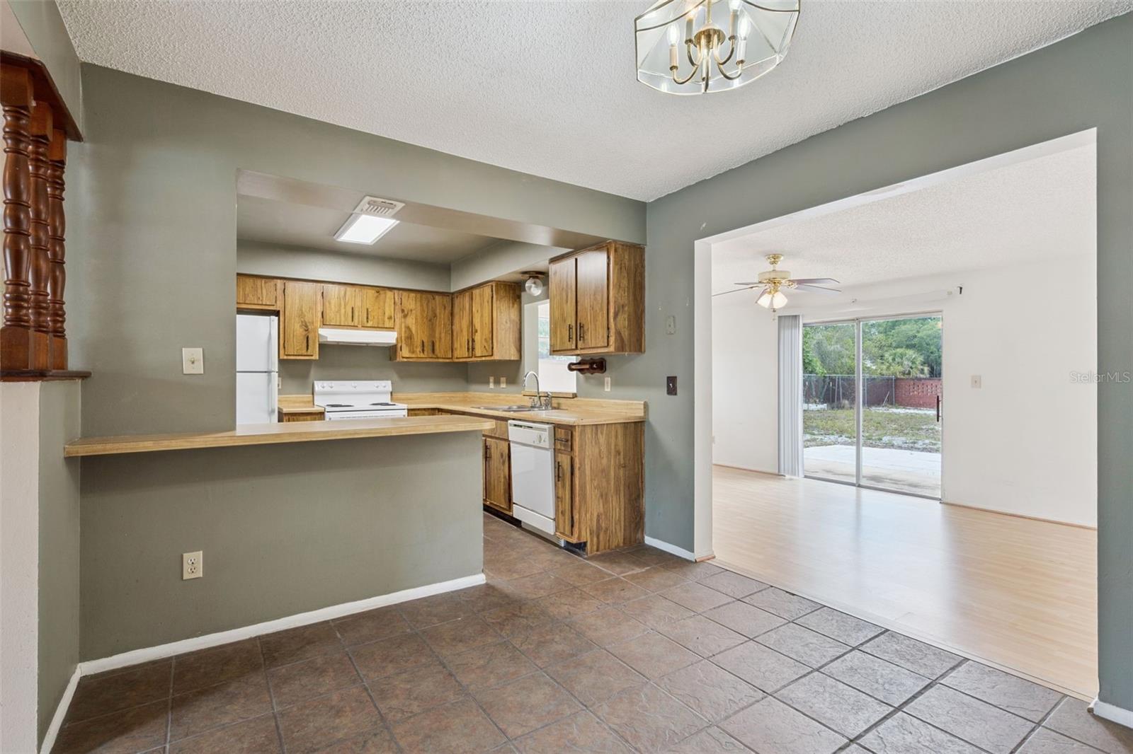 8723 HILL PINE RD, ORLANDO, FL, 32825