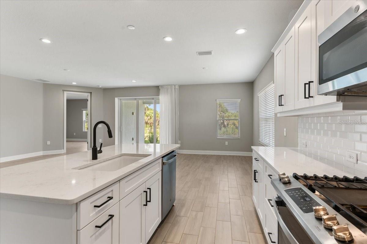 10214 CRYSTAL ISLES CIR, SARASOTA, FL, 34241