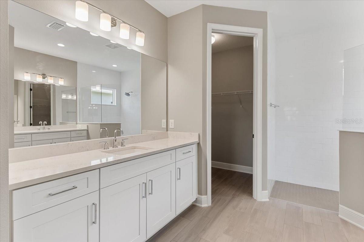 10214 CRYSTAL ISLES CIR, SARASOTA, FL, 34241