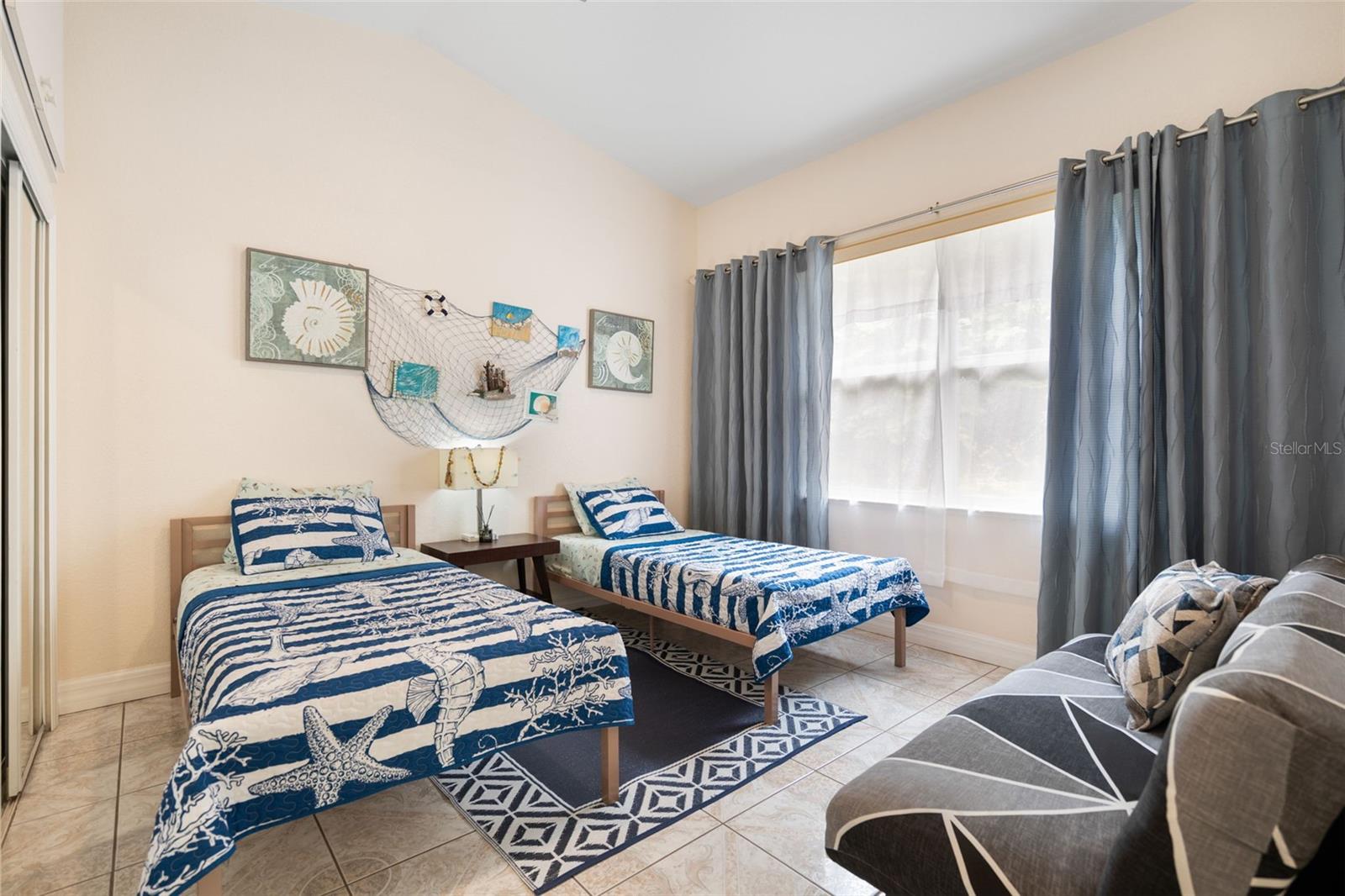 333 ORDUNA DR, NORTH PORT, FL, 34287