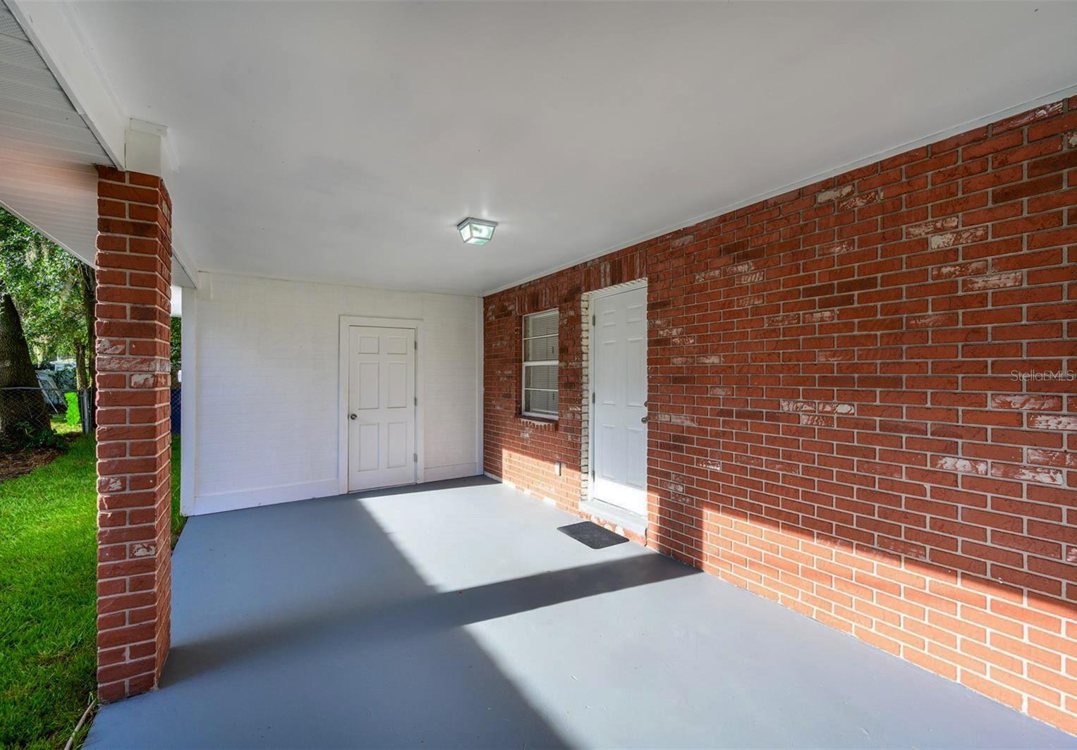 3204 E LAMBRIGHT ST, TAMPA, FL, 33610