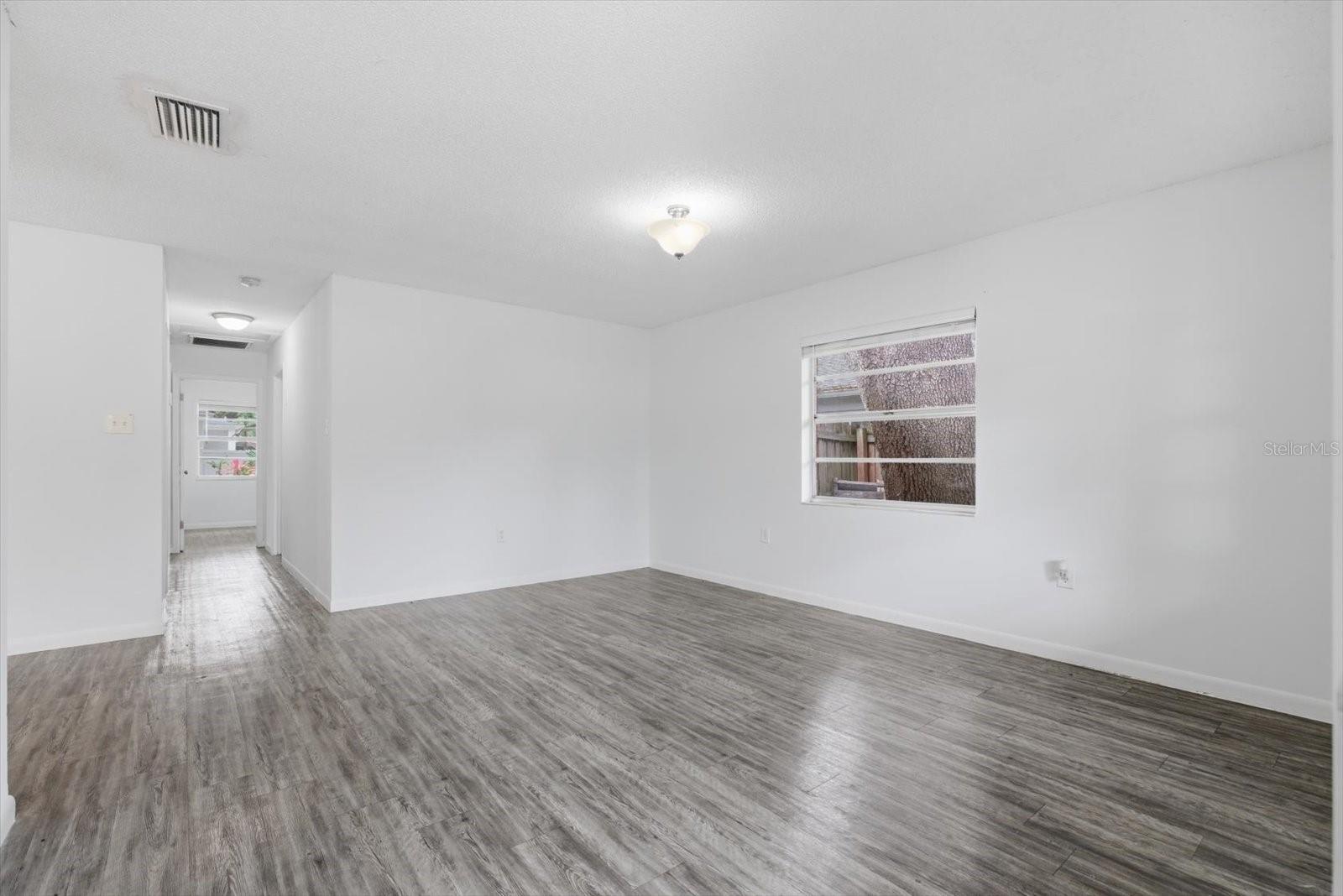 3204 E LAMBRIGHT ST, TAMPA, FL, 33610