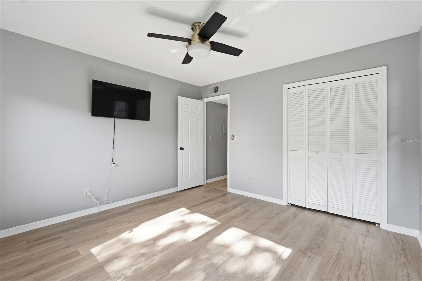 3163 LANDMARK DR #615, CLEARWATER, FL, 33761