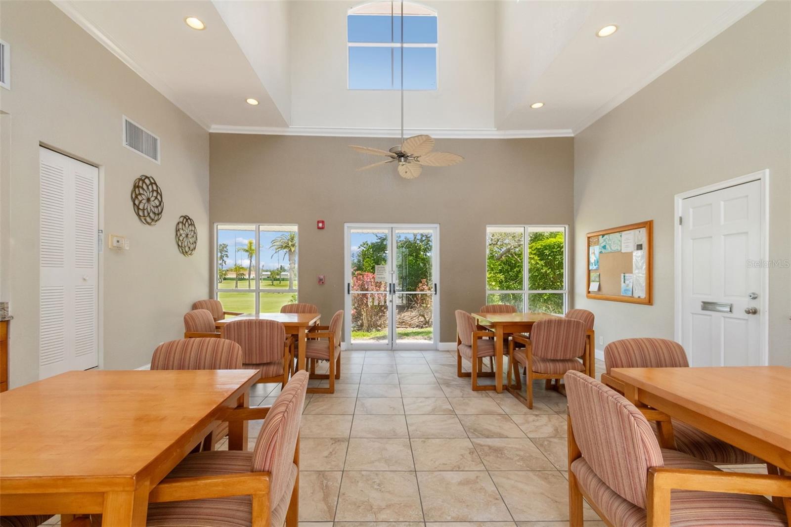 6085 BAHIA DEL MAR BLVD #106, ST PETERSBURG, FL, 33715