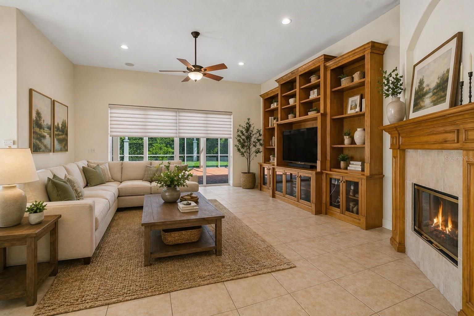 601 VIENTO DE AVILA, TAMPA, FL, 33613