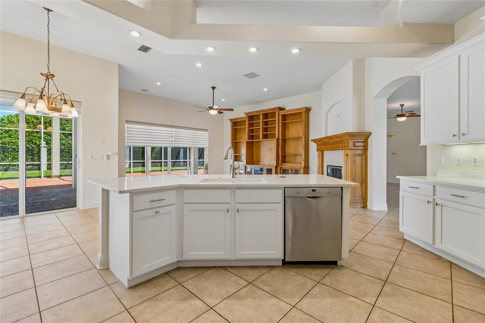 601 VIENTO DE AVILA, TAMPA, FL, 33613