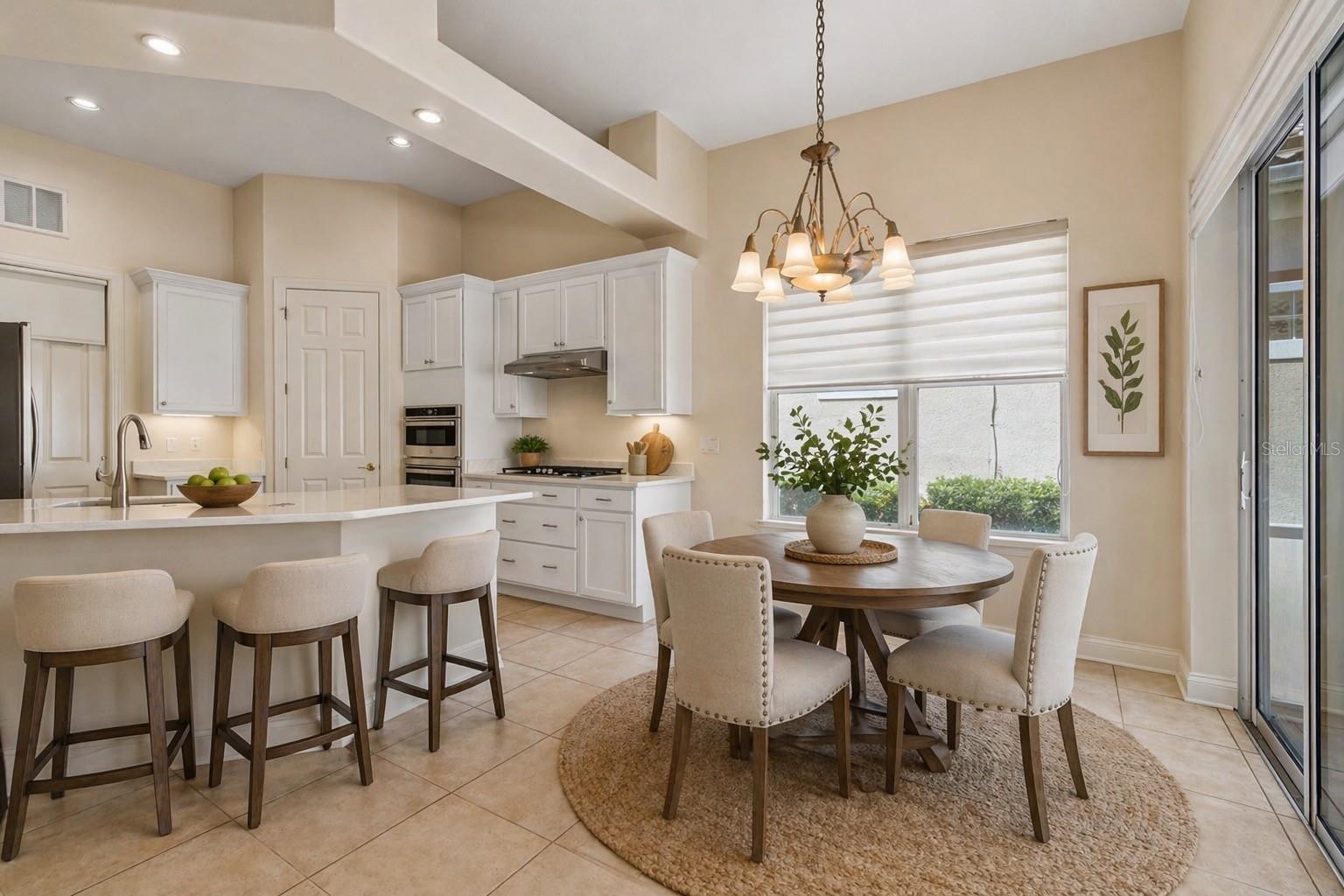 601 VIENTO DE AVILA, TAMPA, FL, 33613