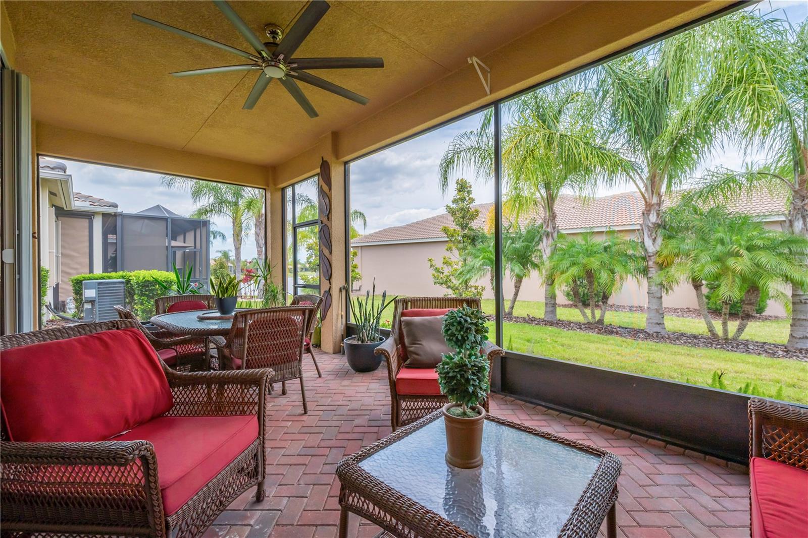 4853 GRAND BANKS DR, WIMAUMA, FL, 33598