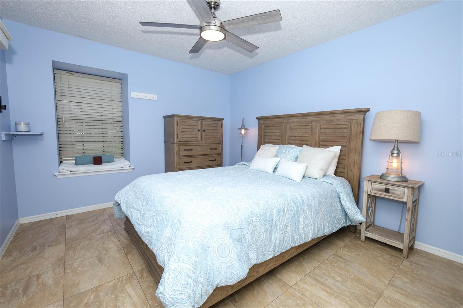 3411 MARSTON DR, ORLANDO, FL, 32812