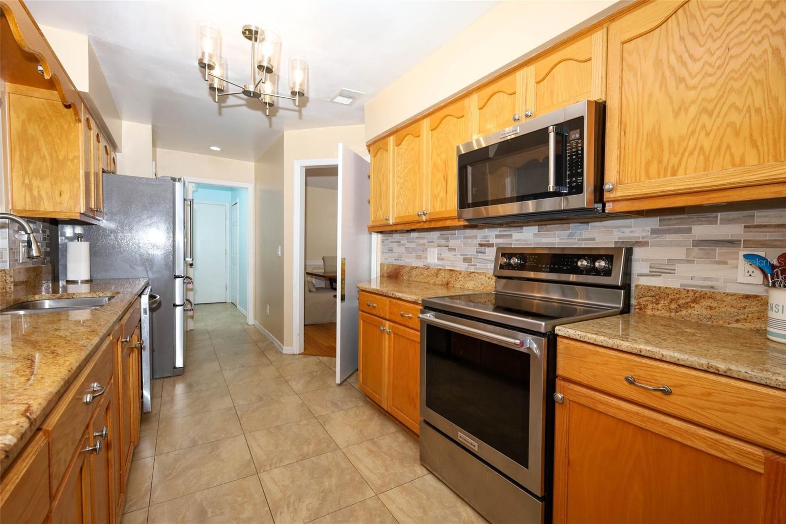 3411 MARSTON DR, ORLANDO, FL, 32812