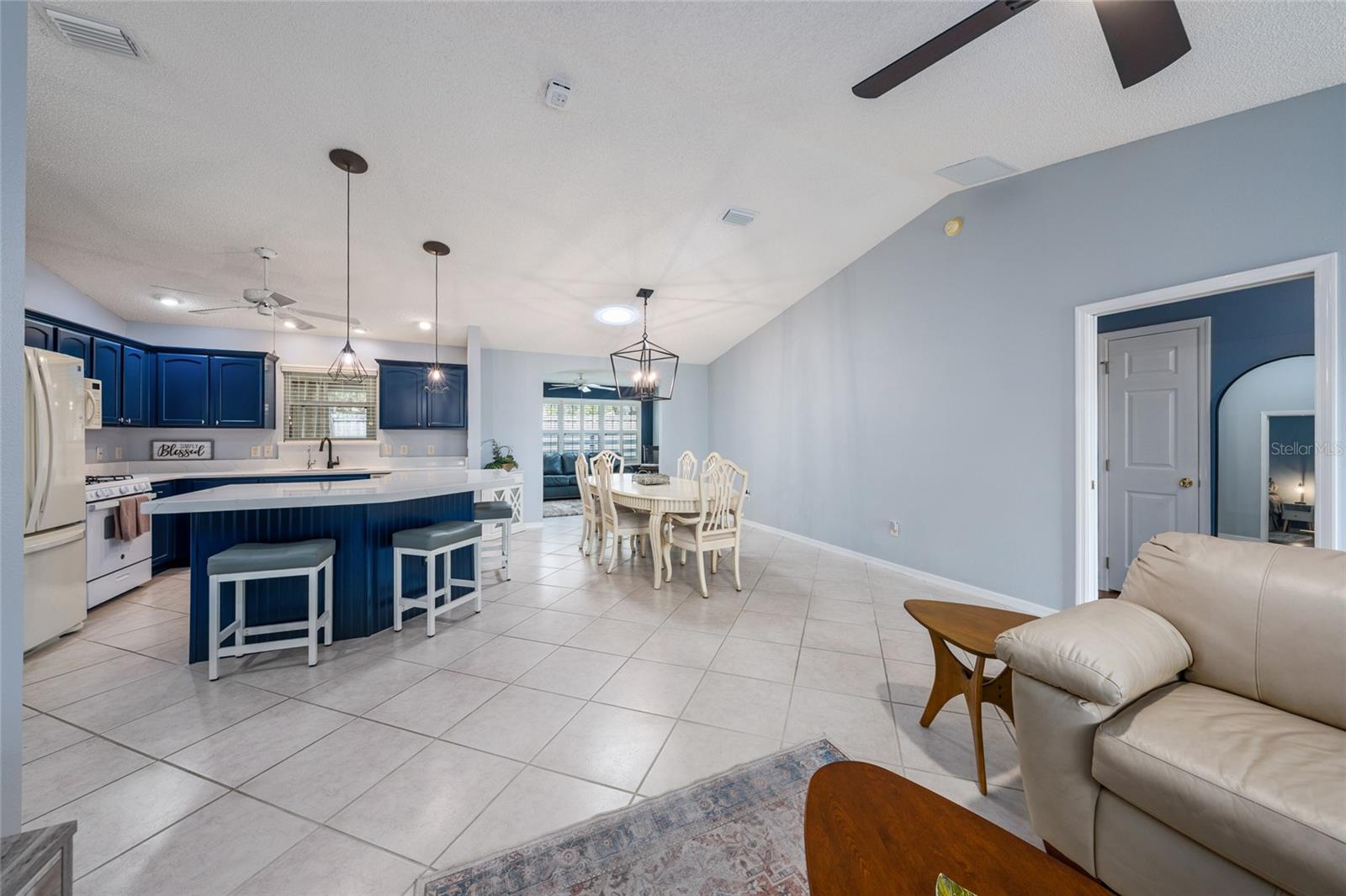 8329 SE 177TH BARTRAM LOOP, THE VILLAGES, FL, 32162