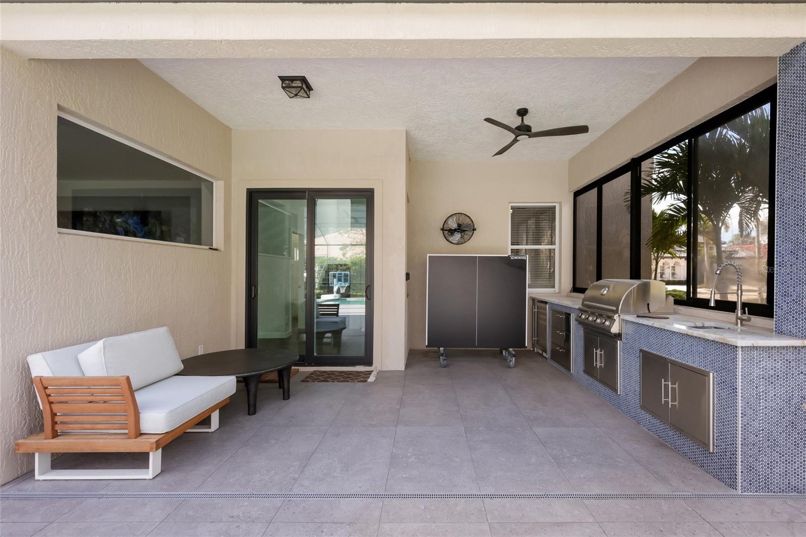 8009 ROYAL BIRKDALE CIR, LAKEWOOD RANCH, FL, 34202