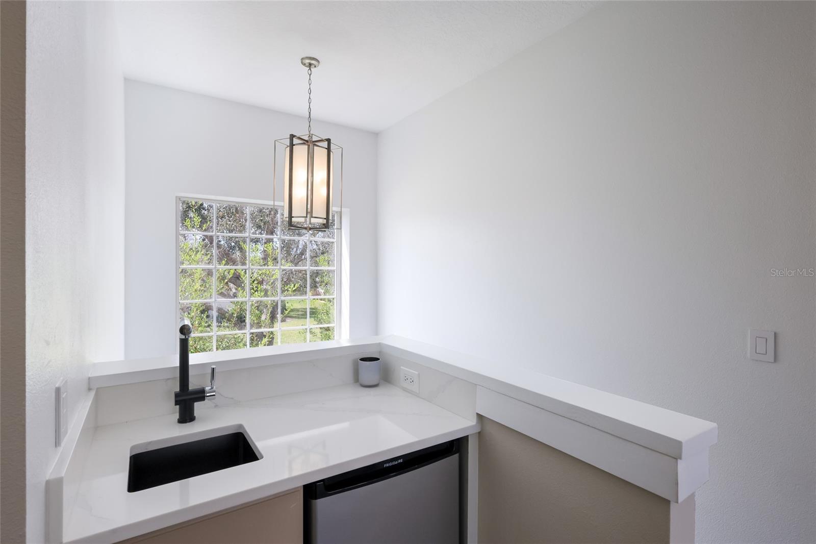 8009 ROYAL BIRKDALE CIR, LAKEWOOD RANCH, FL, 34202