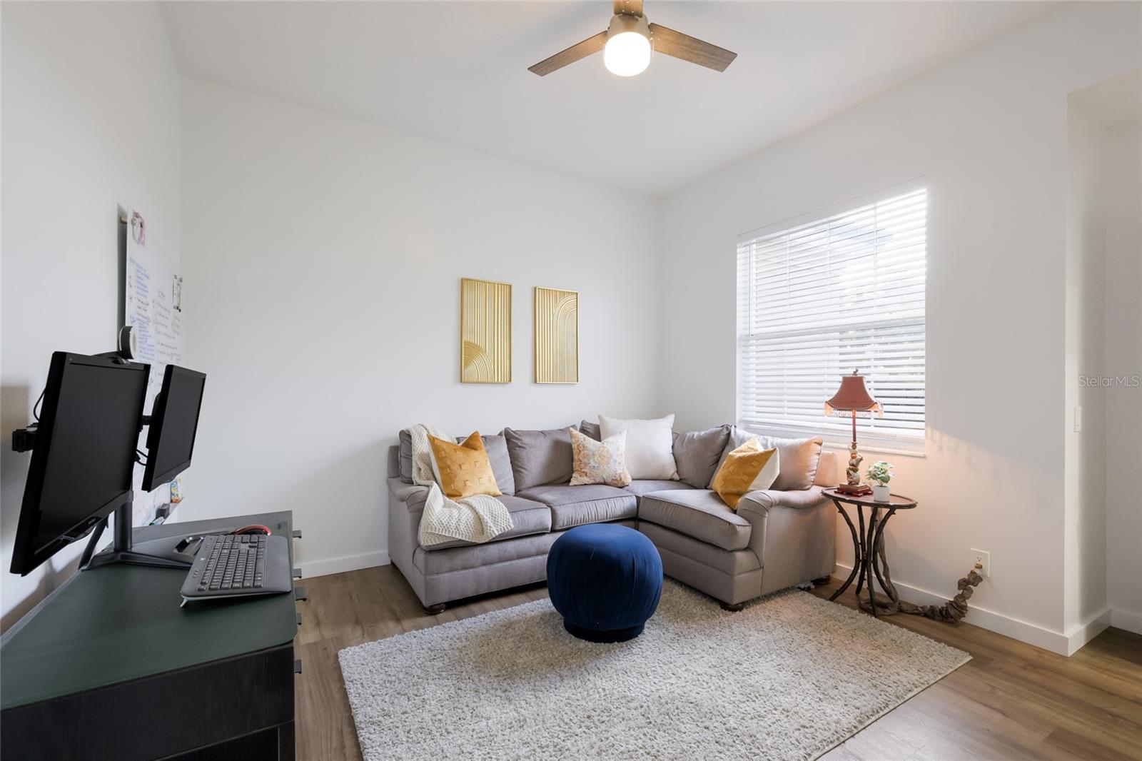 8009 ROYAL BIRKDALE CIR, LAKEWOOD RANCH, FL, 34202