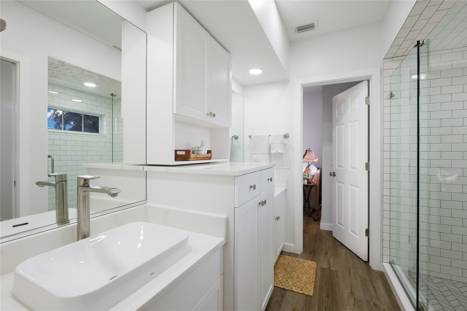 8009 ROYAL BIRKDALE CIR, LAKEWOOD RANCH, FL, 34202