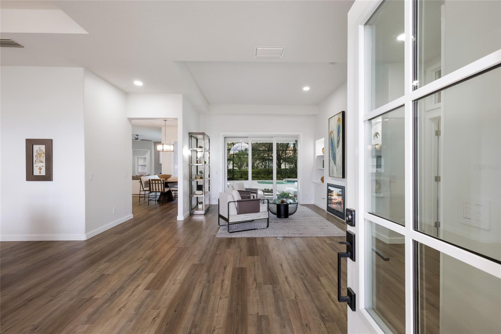 8009 ROYAL BIRKDALE CIR, LAKEWOOD RANCH, FL, 34202