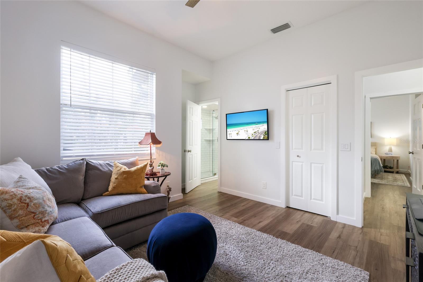 8009 ROYAL BIRKDALE CIR, LAKEWOOD RANCH, FL, 34202