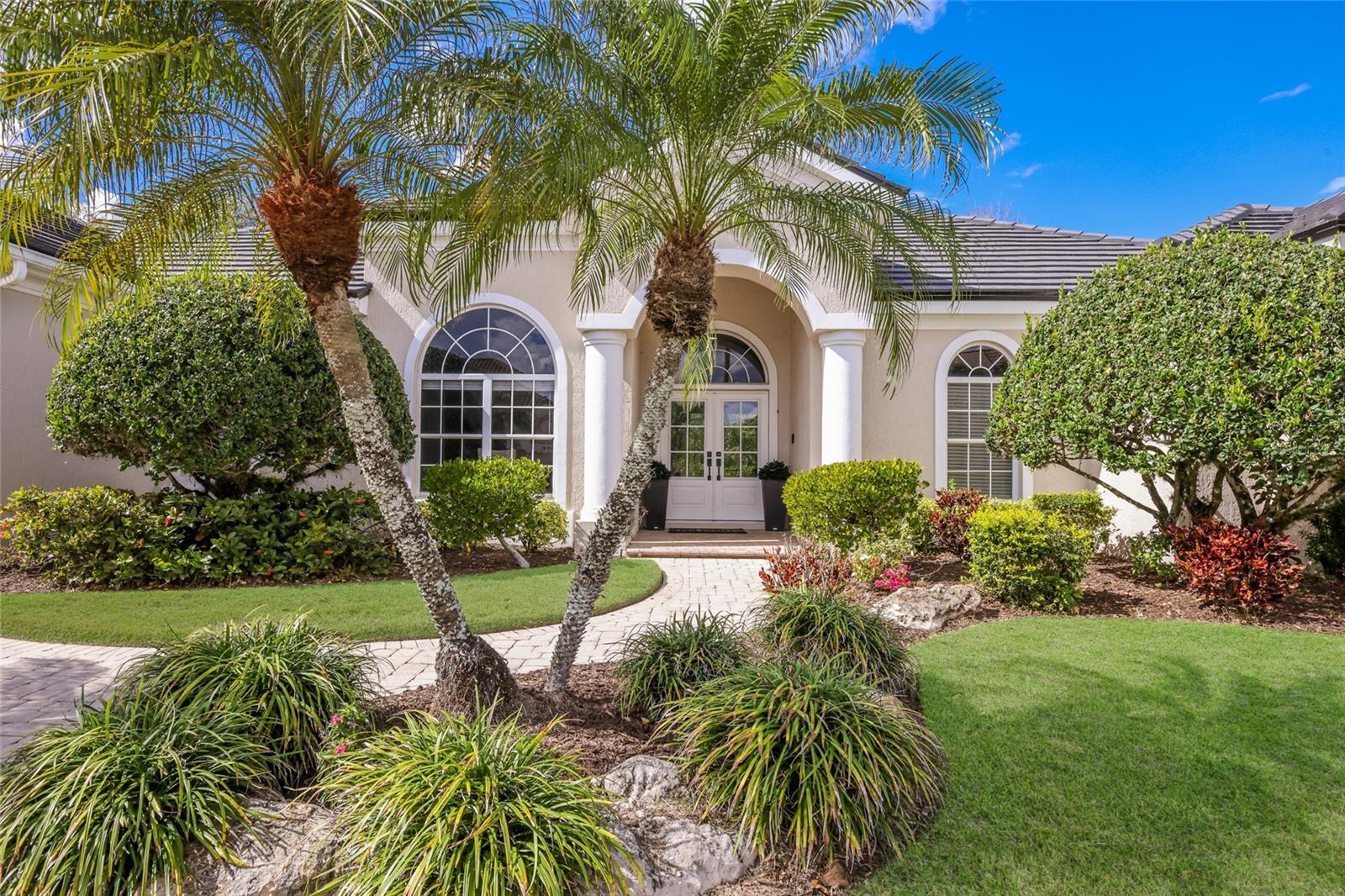 8009 ROYAL BIRKDALE CIR, LAKEWOOD RANCH, FL, 34202