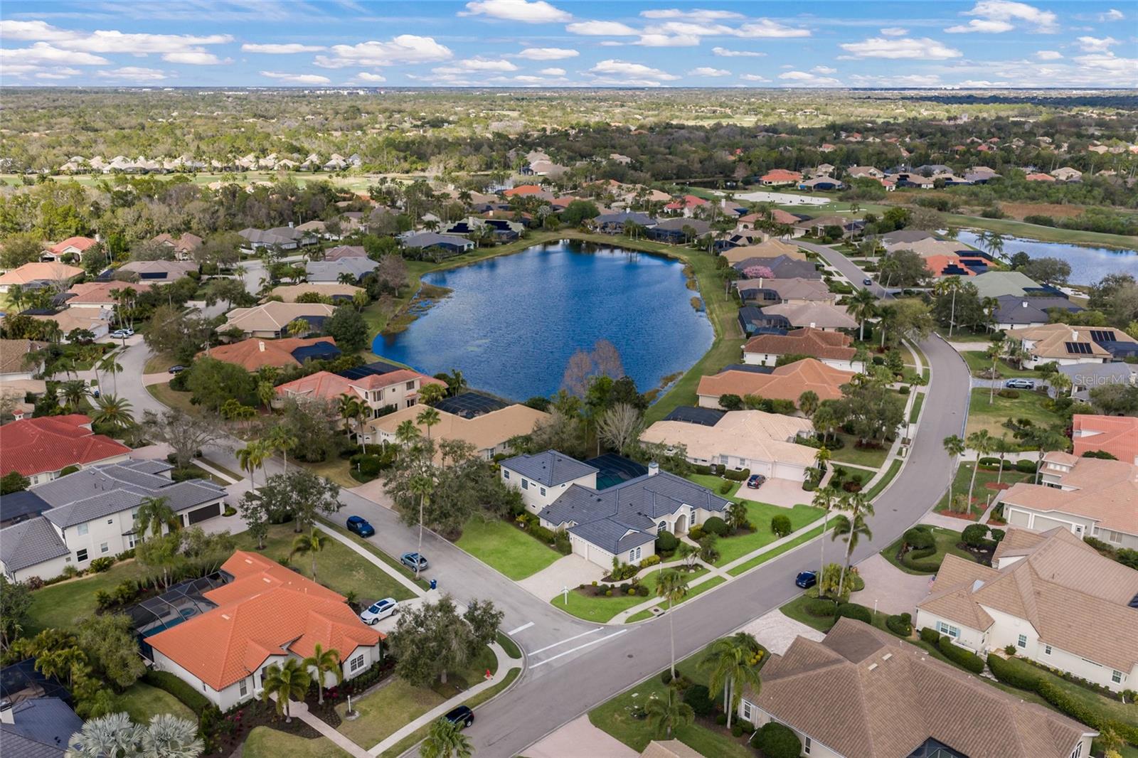 8009 ROYAL BIRKDALE CIR, LAKEWOOD RANCH, FL, 34202