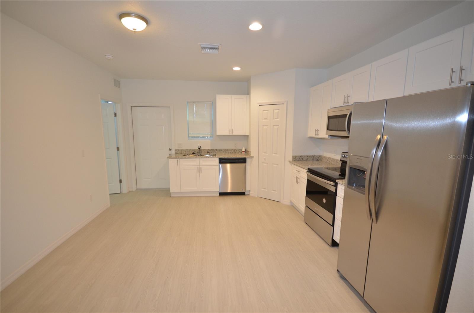 SCHOOL VIEW HOMES, FORT MYERS, FL, 33916