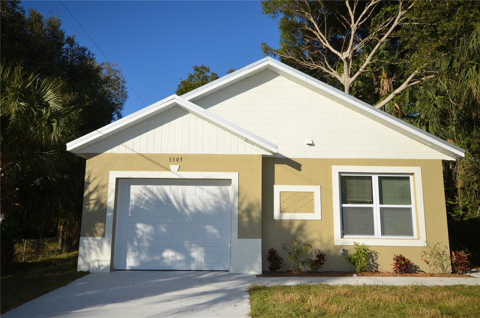 SCHOOL VIEW HOMES, FORT MYERS, FL, 33916