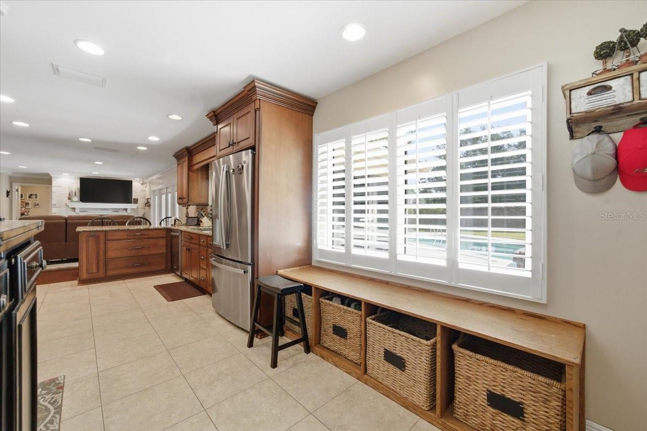 4014 CARROLLWOOD VILLAGE DR, TAMPA, FL, 33618
